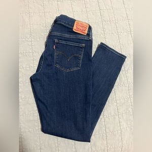 Levi’s 311 Shaping Skinny jeans